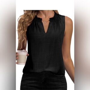 NWT BLENCOT Tank Top for Women  Smocked V Neck Sleeveless Camisole Blouses